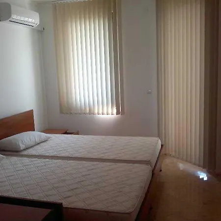 Dolphin 4* Sveti Vlas